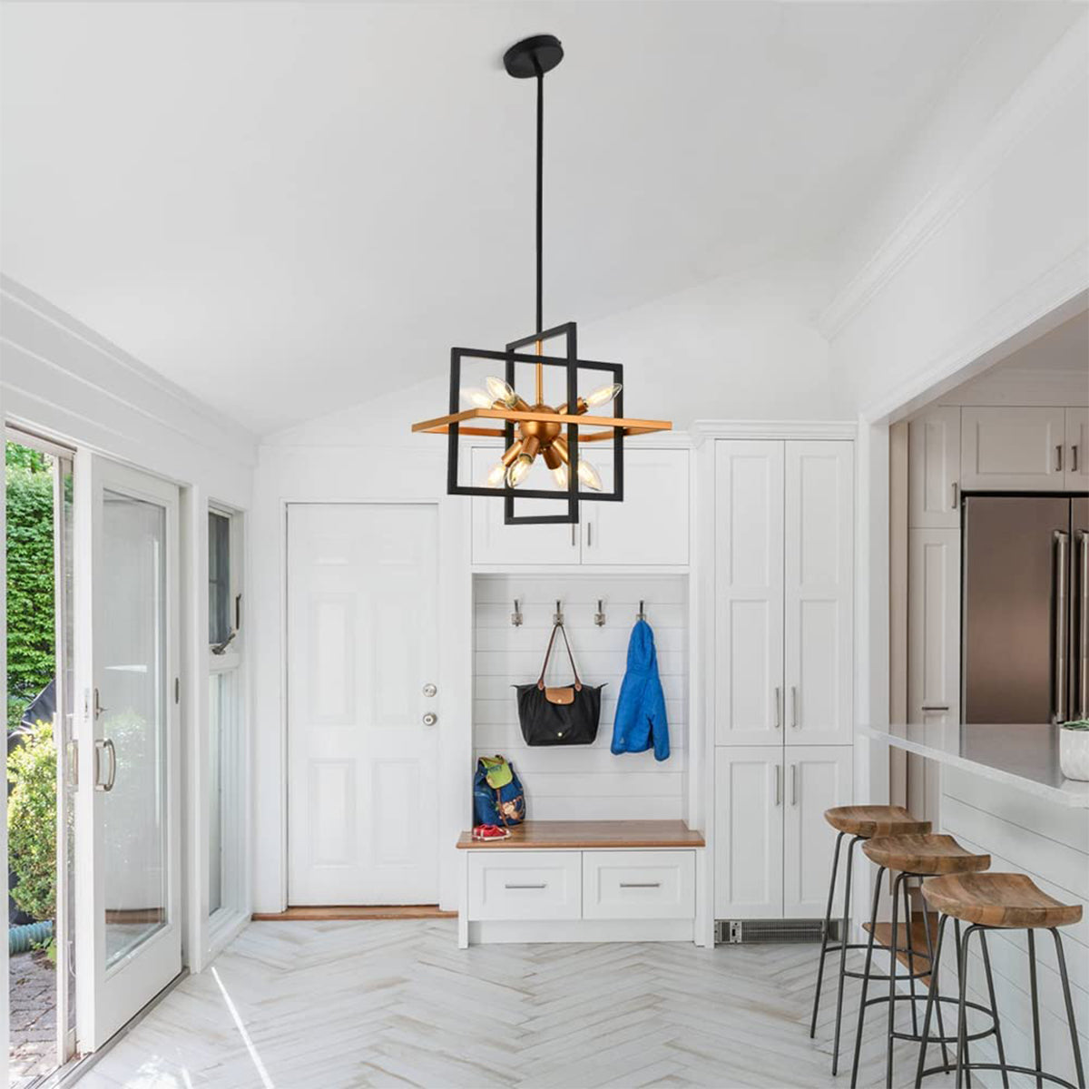 Black Metal Lantern Chandeliers